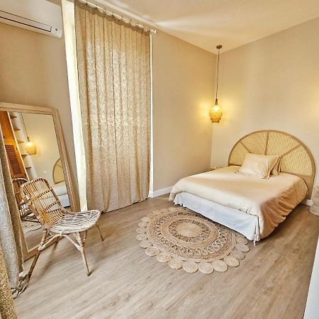 L'Ile Rousse, Hypercentre A 100 M De La Plage Eksteriør billede